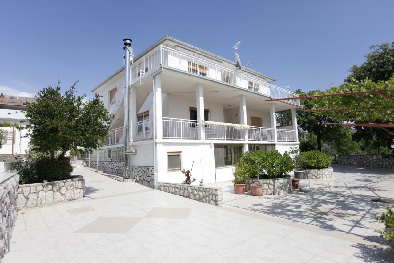 Guest House Balazevic โนวีวีโนดอลสกี ภายนอก รูปภาพ
